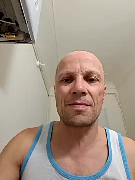 wedge75 online show from April 19, 2026, 3:00 pm