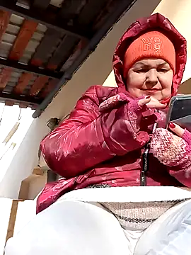 FantasyMichelle online show from February 7, 2025, 9:47 am