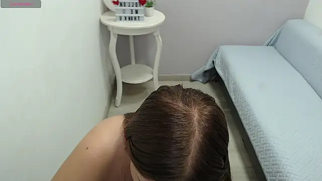 valerie diaz1 online show from March 10, 2025, 1:21 pm