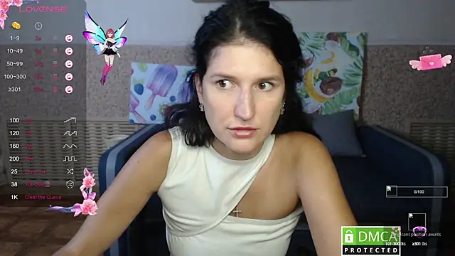 Alianna Solo Kisses online show from September 10, 2025, 5:29 am