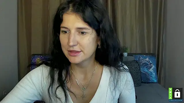 Alianna Solo Kisses online show from October 8, 2025, 5:27 am