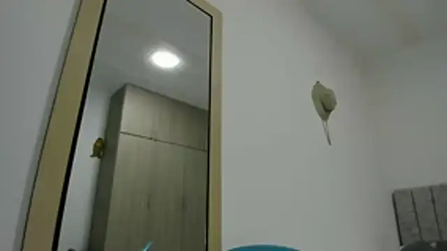 Valerioe online show from April 14, 2026, 2:12 pm