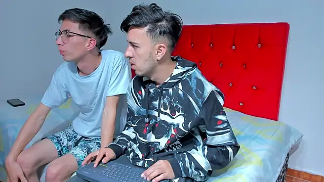 big-dicktop23 online show from March 5, 2025, 3:08 am