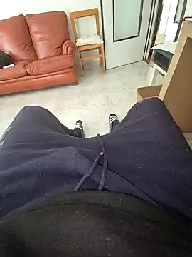 Snapshot of Joker-92 chatting on December 16, 2024, 12:06 pm Joker-92 online show from December 16, 2024, 12:06 pm