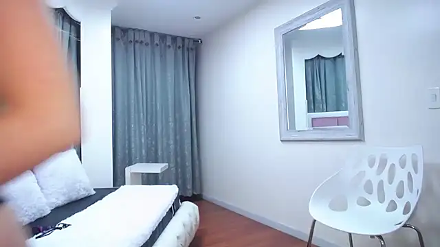 IssadoraJames online show from January 21, 2025, 12:57 am