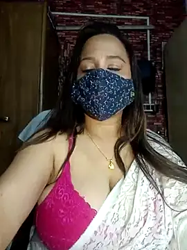 albelasummi702 online show from February 20, 2025, 2:46 pm