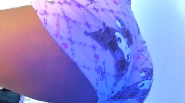 Lizzie Williams  online show from February 8, 2025, 7:15 am