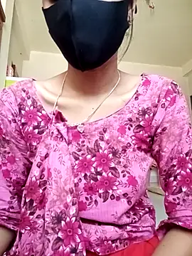 Snapshot of Raya-Moni chatting on November 18, 2025, 7:57 am Raya-Moni online show from November 18, 2025, 7:57 am