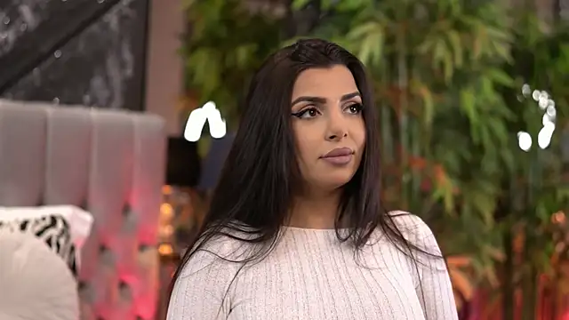 NicoleCellini online show from December 21, 2025, 7:32 pm