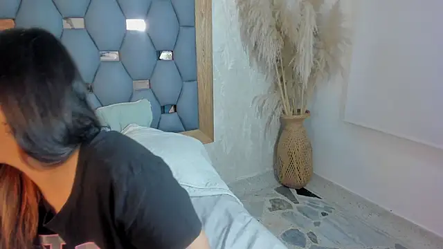 Snapshot of yayi_derek chatting on October 11, 2025, 11:42 am yayi derek online show from October 11, 2025, 11:42 am