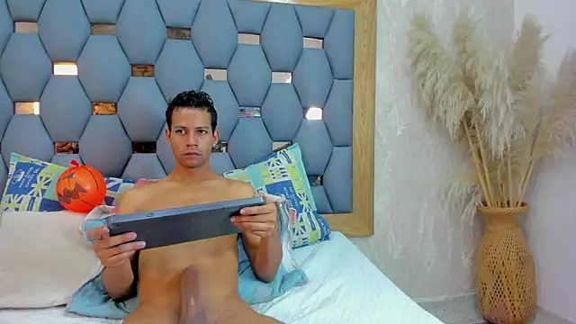 Snapshot of yayi_derek chatting on October 26, 2025, 11:38 am yayi derek online show from October 26, 2025, 11:38 am