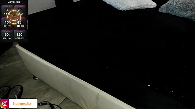 LIZ HOLMES online show from March 8, 2025, 10:00 am