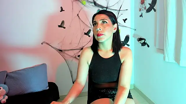 AdelleLennox cg online show from November 3, 2025, 9:10 am