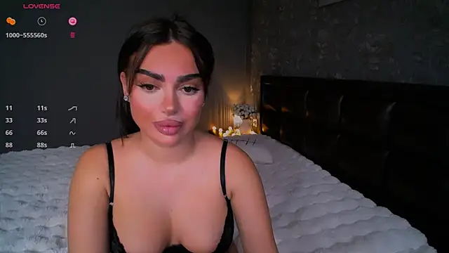 babyleilaa online show from December 14, 2024, 4:20 pm