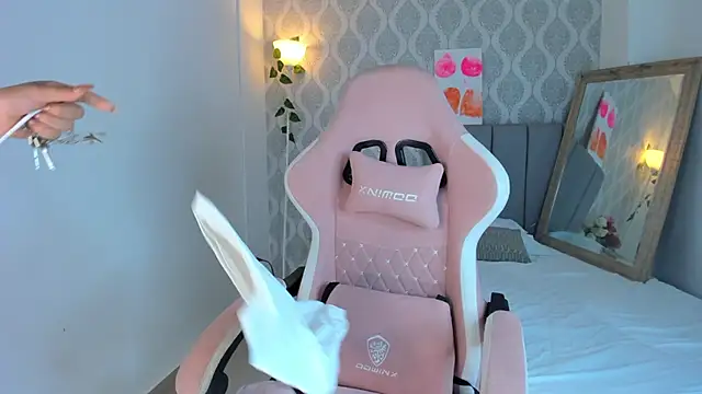 Adria ross online show from January 16, 2025, 3:35 pm