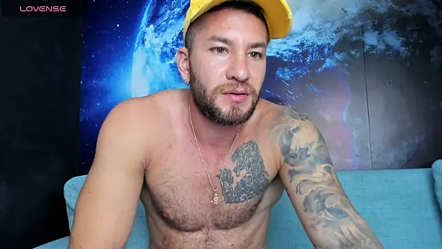 Snapshot of delessandro_world chatting on March 21, 2025, 5:32 am delessandro world online show from March 21, 2025, 5:32 am