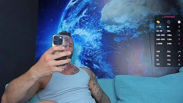 Snapshot of delessandro_world chatting on February 19, 2026, 10:17 pm delessandro world online show from February 19, 2026, 10:17 pm