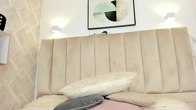 Anniie Queen online show from March 5, 2026, 3:46 am