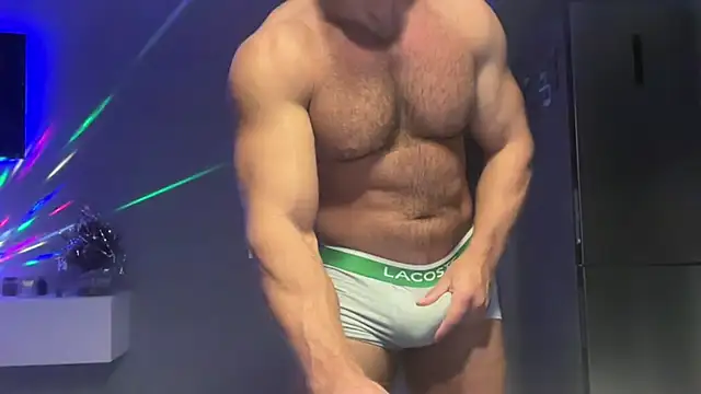 KarlosRichi online show from January 6, 2025, 3:29 pm