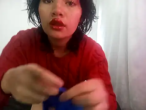 Snapshot of lyzamy_liz chatting on February 18, 2025, 9:09 pm lyzamy liz online show from February 18, 2025, 9:09 pm