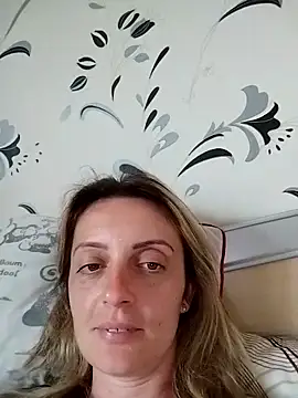 SophyGirl online show from March 20, 2026, 12:54 pm