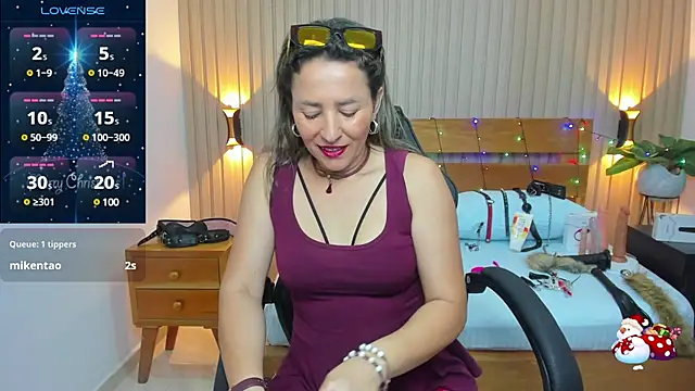 luciana ballesteros  online show from December 26, 2024, 12:38 pm