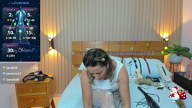 luciana ballesteros  online show from December 29, 2024, 3:46 pm