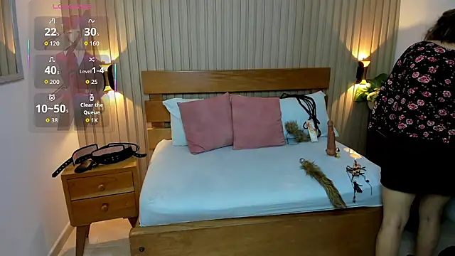 luciana ballesteros  online show from January 8, 2026, 12:18 pm