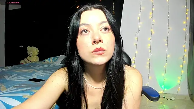 Snapshot of ethan_chloeee chatting on July 11, 2026, 4:04 am ethan chloeee online show from July 11, 2026, 4:04 am