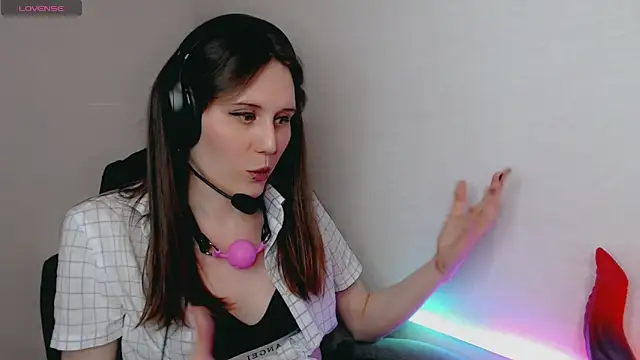 tracy cooper online show from December 24, 2024, 1:59 am