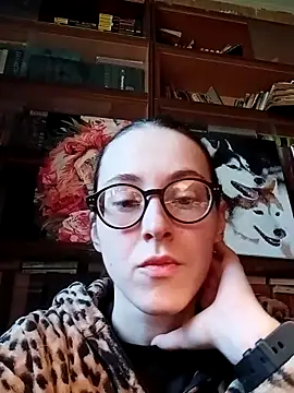 MartiniiSelenna online show from March 5, 2025, 7:38 am