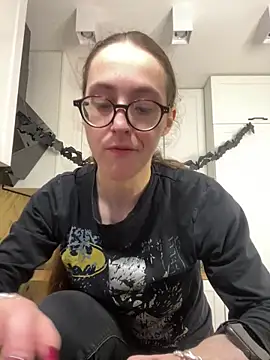 MartiniiSelenna online show from October 24, 2025, 5:37 am