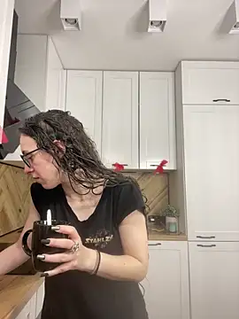 MartiniiSelenna online show from February 11, 2026, 6:29 am