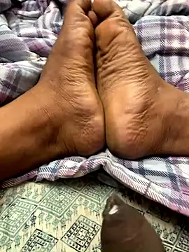 Snapshot of Yours_Teluguboii chatting on September 11, 2025, 7:19 am Yours Teluguboii online show from September 11, 2025, 7:19 am