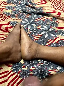 Snapshot of Yours_Teluguboii chatting on September 30, 2025, 5:12 am Yours Teluguboii online show from September 30, 2025, 5:12 am