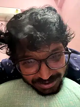 Snapshot of Yours_Teluguboii chatting on October 8, 2025, 5:32 pm Yours Teluguboii online show from October 8, 2025, 5:32 pm