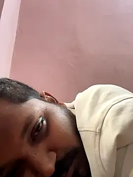 Snapshot of Yours_Teluguboii chatting on October 26, 2025, 10:54 am Yours Teluguboii online show from October 26, 2025, 10:54 am