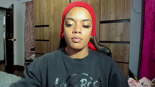 ladyrd1 online show from March 23, 2026, 3:10 am