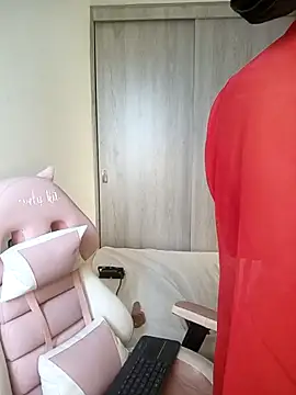 lovely kitt online show from March 15, 2025, 8:10 pm