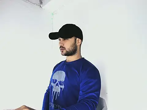 Snapshot of Sebas-hott chatting on October 12, 2025, 10:20 pm Sebas-hott online show from October 12, 2025, 10:20 pm