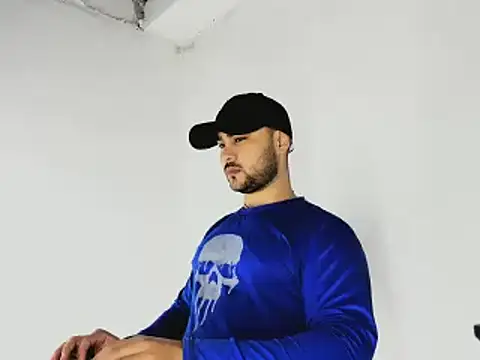 Snapshot of Sebas-hott chatting on November 5, 2025, 9:26 pm Sebas-hott online show from November 5, 2025, 9:26 pm