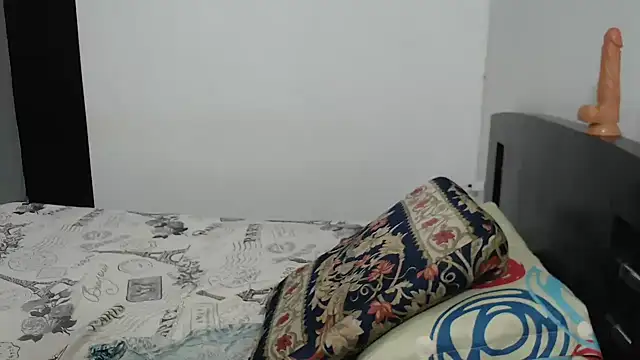 chocoboom4u online show from December 8, 2024, 12:51 am