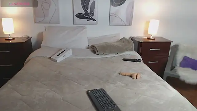 Lucy joi online show from February 8, 2025, 9:24 am