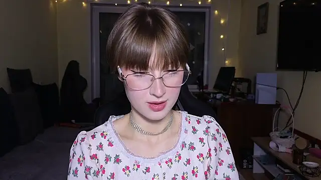 Snapshot of MalvinaBlum chatting on January 14, 2026, 8:58 pm MalvinaBlum online show from January 14, 2026, 8:58 pm