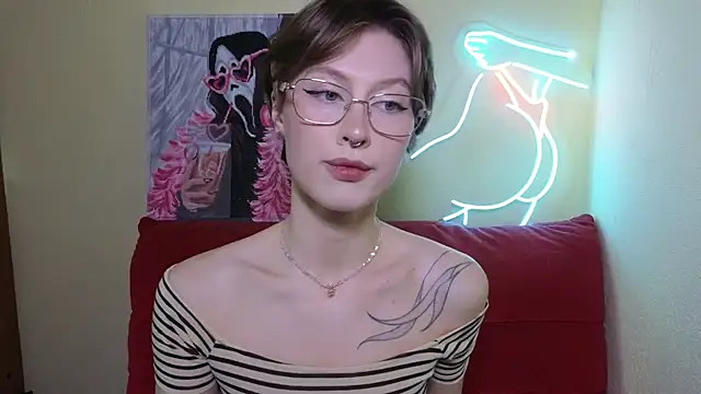 MalvinaBlum online show from May 15, 2026, 10:00 am