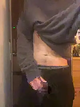 saku chan live online show from November 28, 2025, 5:04 pm