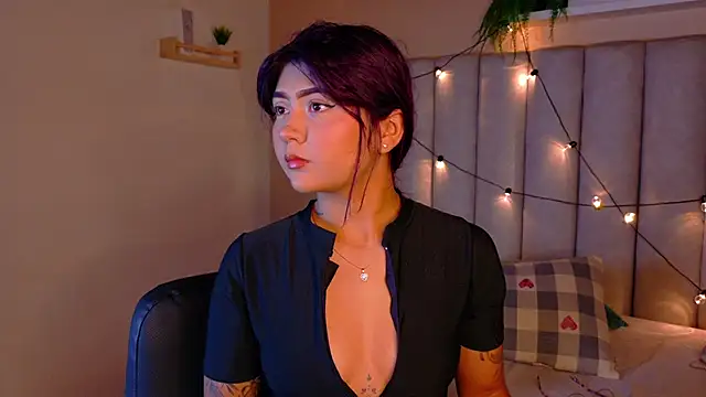 alaia-rogers online show from January 12, 2026, 11:48 am