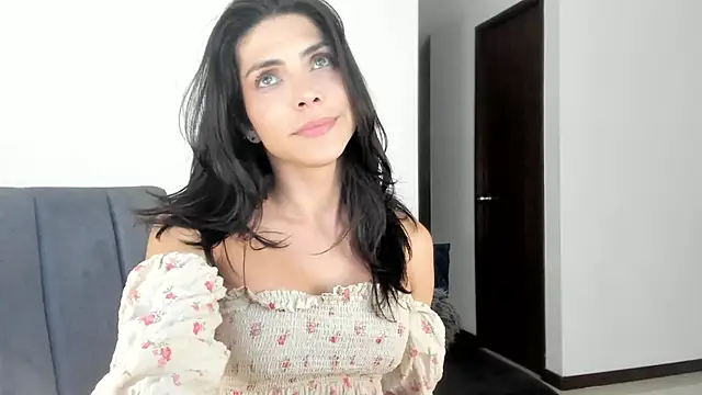 Snapshot of angelturned001 chatting on March 6, 2025, 12:32 am angelturned001 online show from March 6, 2025, 12:32 am