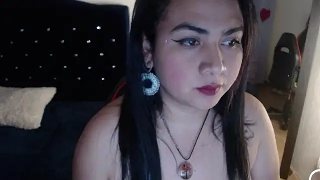 Snapshot of lucianaa_25 chatting on December 9, 2024, 1:02 pm lucianaa 25 online show from December 9, 2024, 1:02 pm