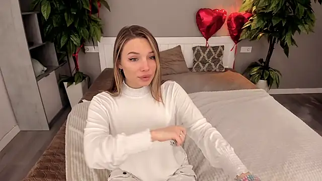 IceDanielles online show from March 14, 2025, 1:57 pm